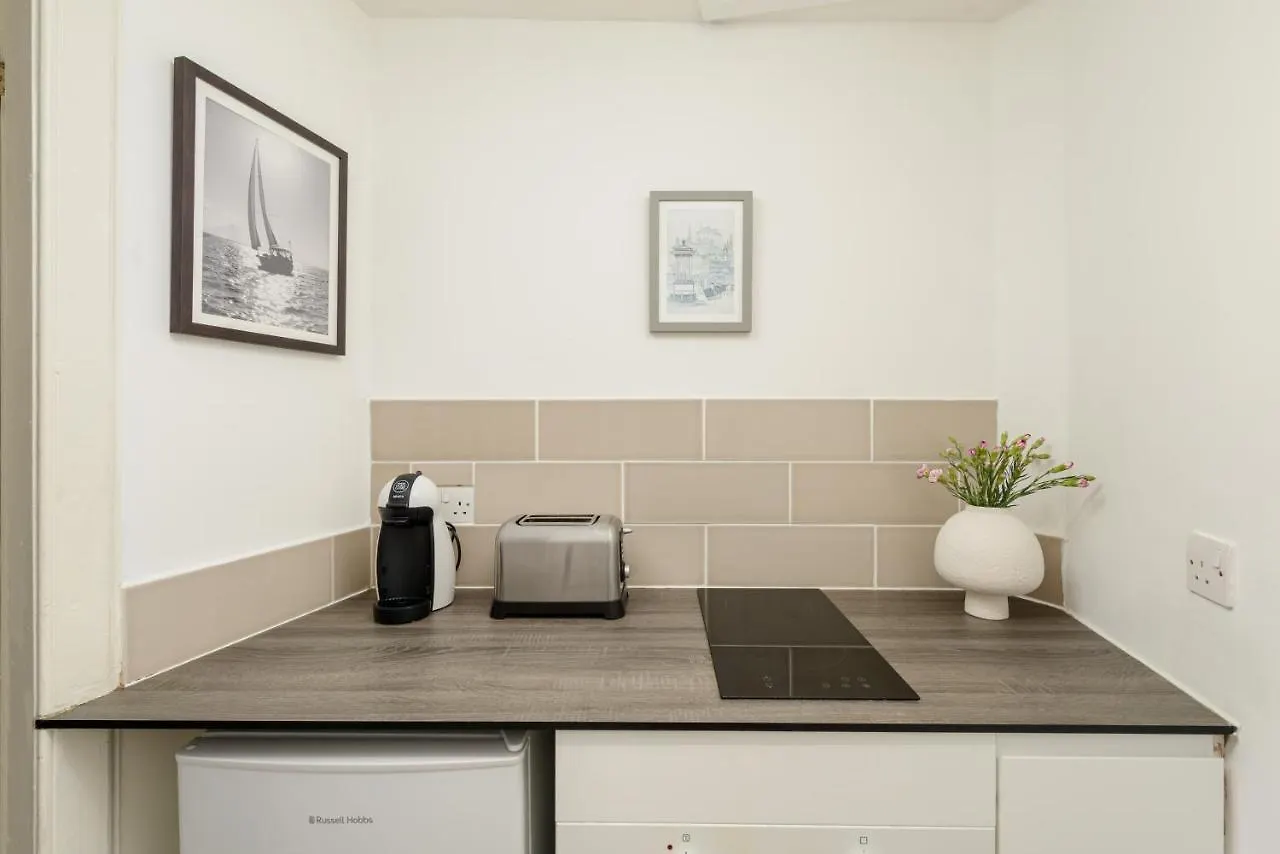 The Tollcross Apartment - Modern & Bright 1Br エディンバラ